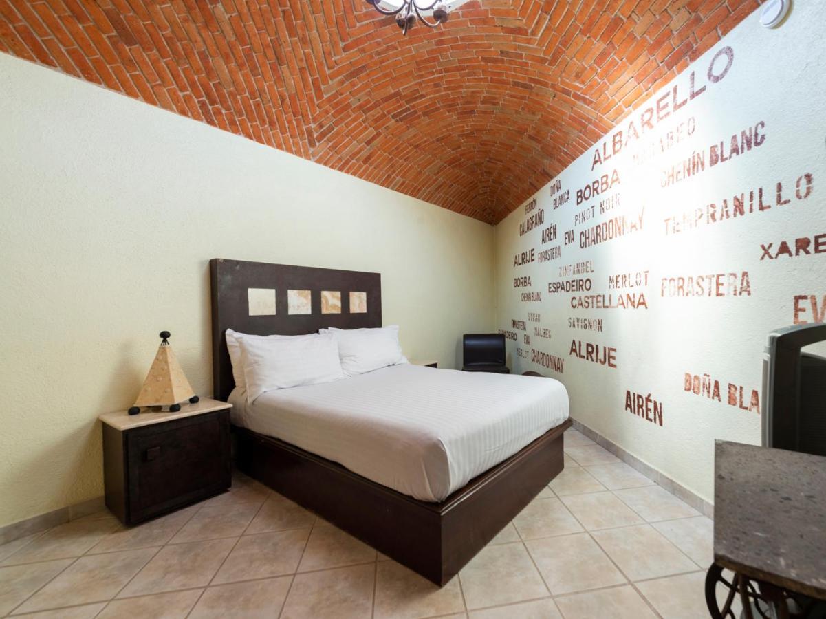 Отель Capital O Cava Piedra Текискиапан Экстерьер фото